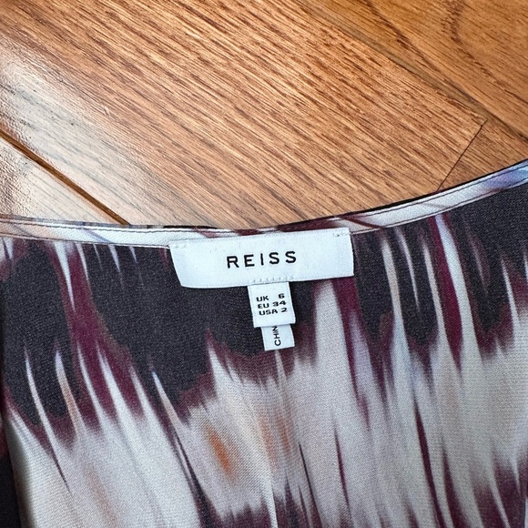 REISS Woman’s Short Sleeve Blouse - Picture 5 of 6